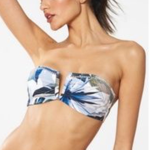 Tropical Bikini🏝🍍🌾 - Picture 2 of 13